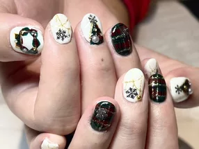 YUI nail 5